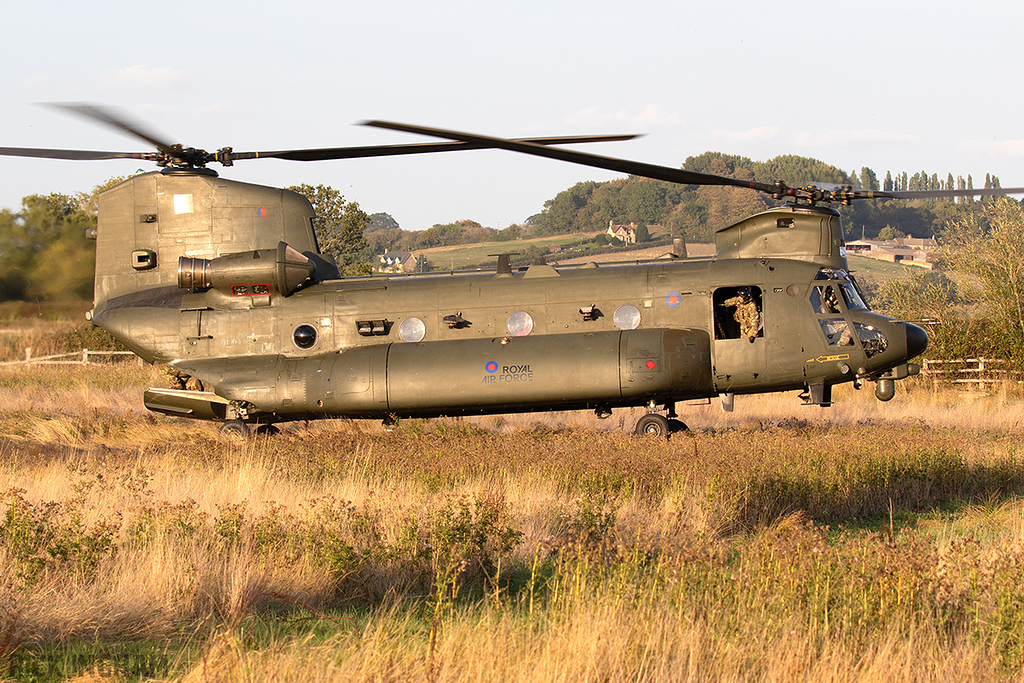 Boeing Chinook HC5 - ZH904 - RAF