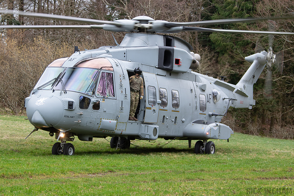 Westland Merlin HC4A - ZK001 / AF - Royal Navy