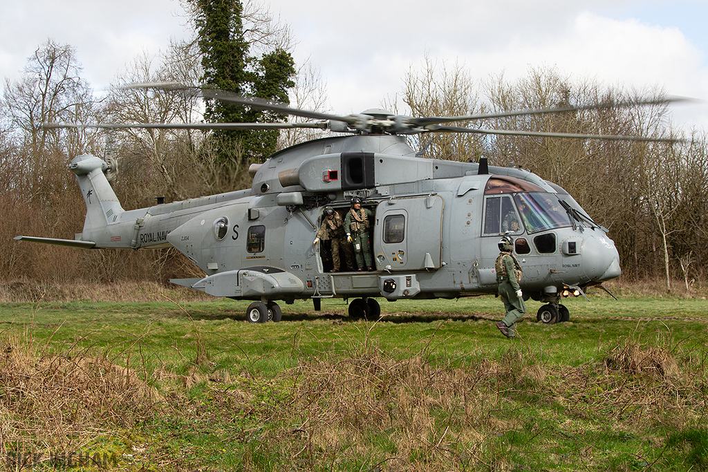 Westland Merlin HC4 - ZJ134 / S - Royal Navy