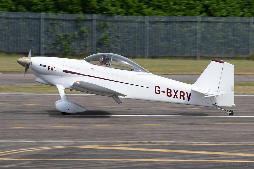 Vans RV-4 - G-BXRV