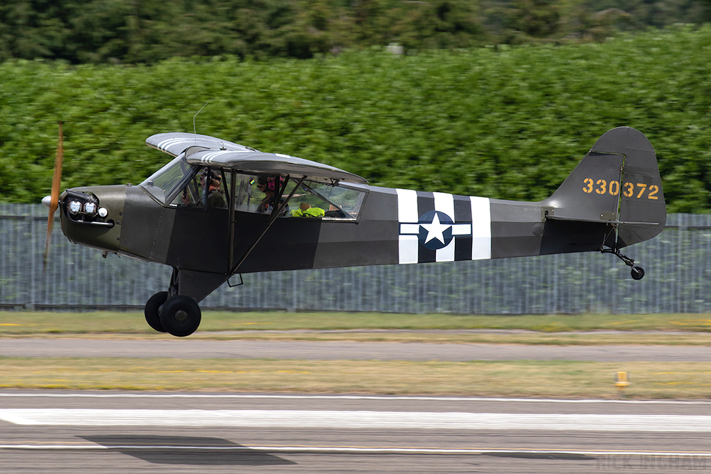 Taylorcraft-Piper L-4H Grasshopper - 330372 / G-AISX - USAAF
