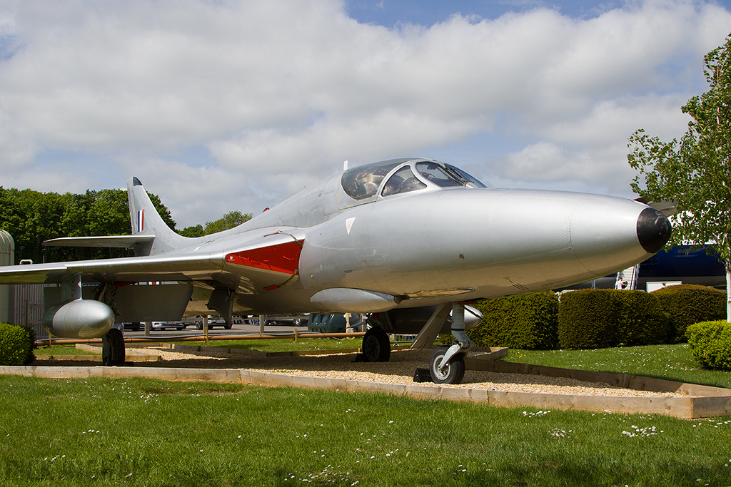 Hawker Hunter T8C - XE665 - RAF