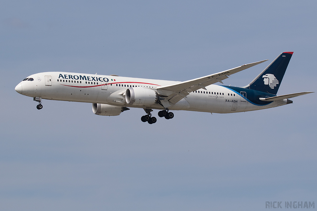 Boeing 787-9 Dreamliner - XA-ADH - Aeromexico