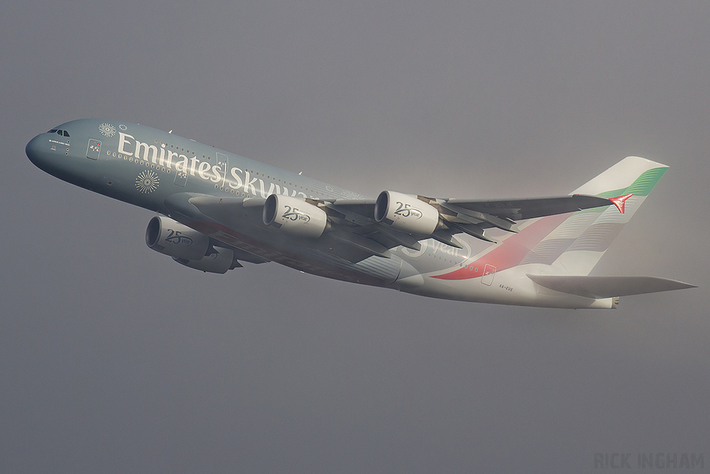 Airbus A380-861 - A6-EUE - Emirates