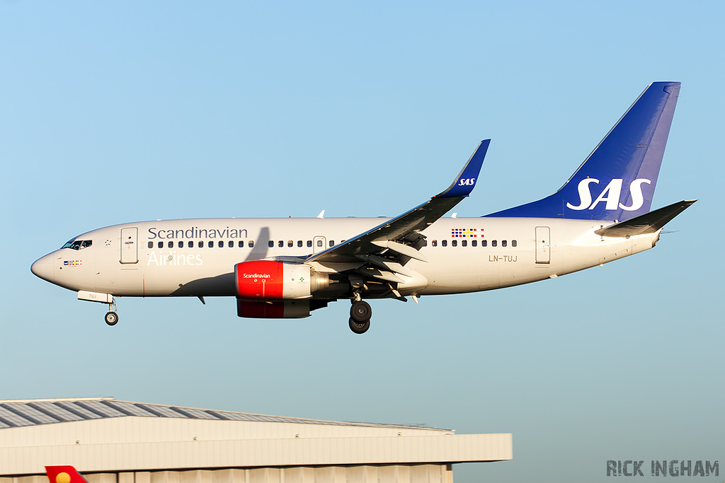 Boeing 737-705WL - LN-TUJ - Scandinavian Airlines