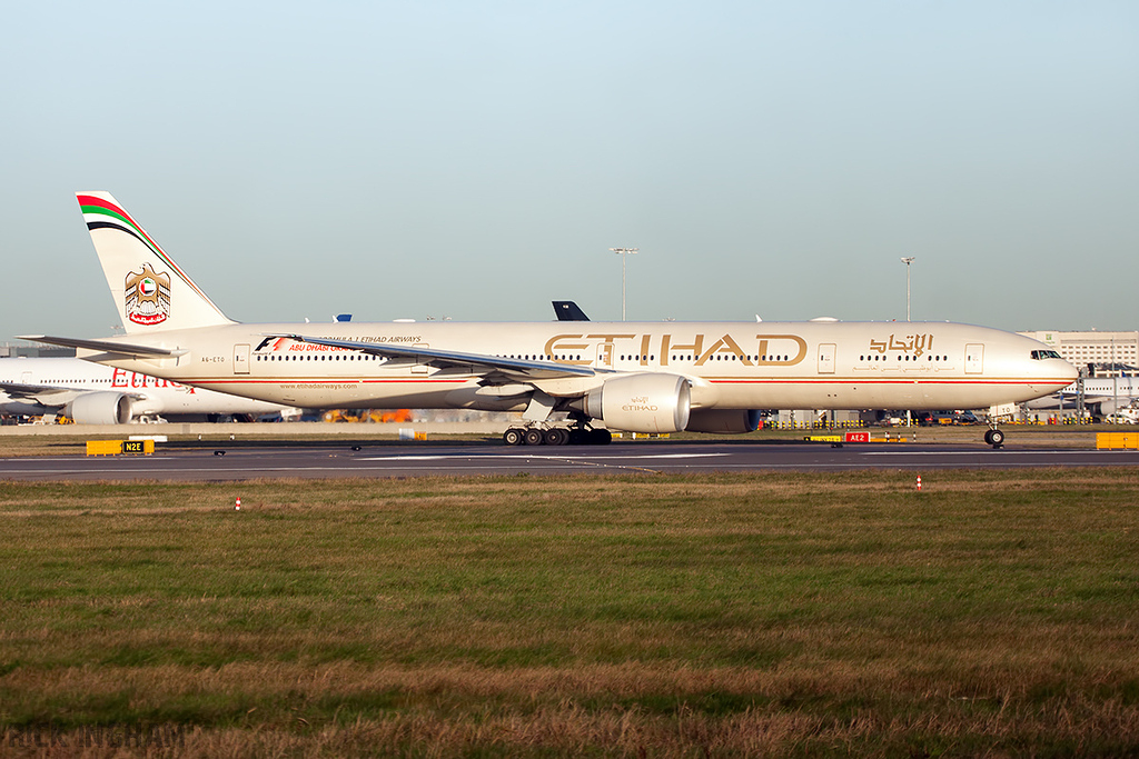 Boeing 777-3FXER - A6-ETO - Etihad Airways