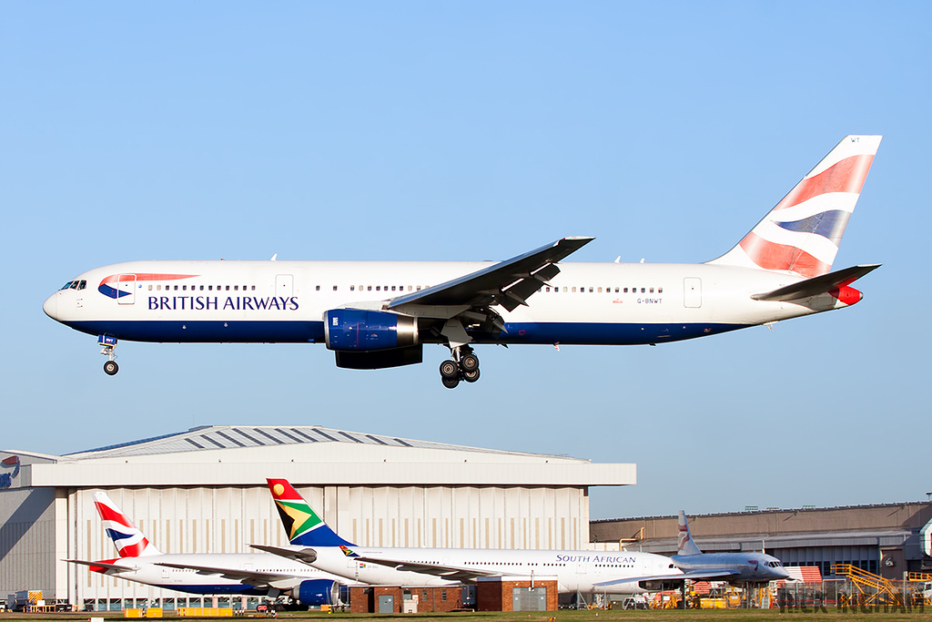 Boeing 767-336ER - G-BNWT - British Airways