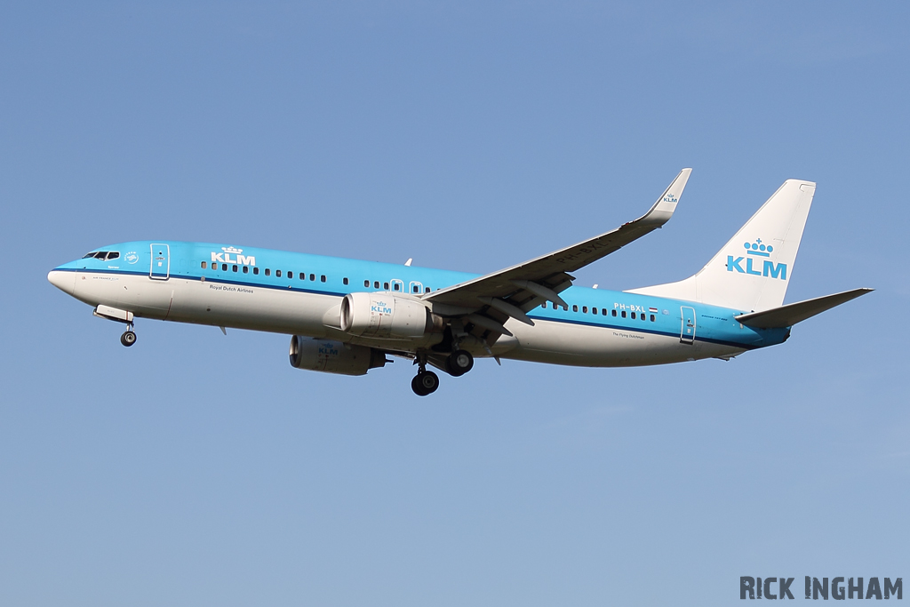 Boeing 737-8K2 - PH-BXL - KLM