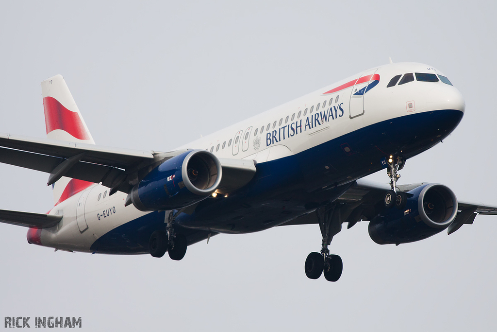 Airbus A320-232 - G-EUYO - British Airways