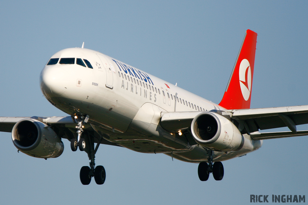 Airbus A320-232 - TC-JPK - Turkish Airlines