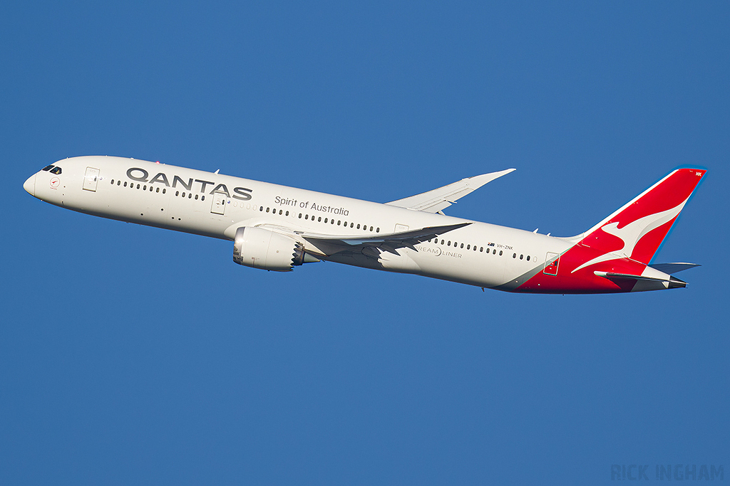 Boeing 787-9 Dreamliner - VH-ZNK - Qantas Airways