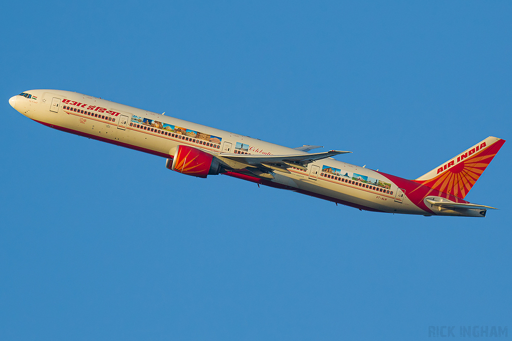 Boeing 777-337ER - VT-ALN - Air India