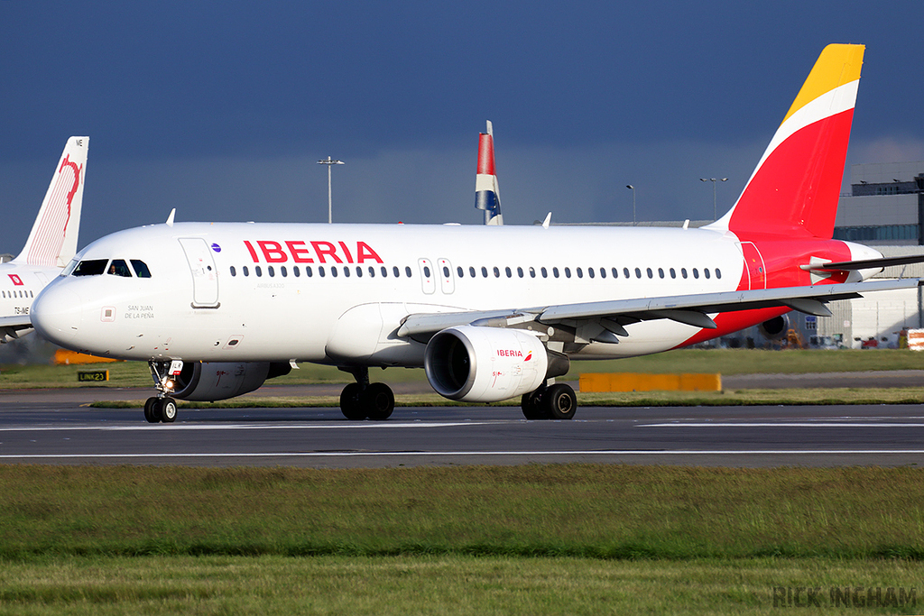 Airbus A320-214 - EC-ILR - Iberia
