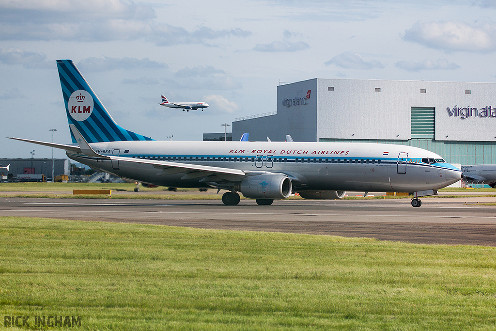 Boeing 737-8K2 - PH-BXA - KLM