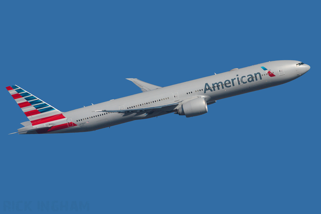 Boeing 777-323ER - N736AT - American Airlines