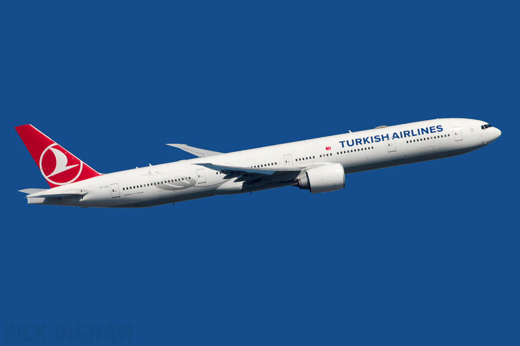 Boeing 777-36NER - TC-LKA - Turkish Airlines