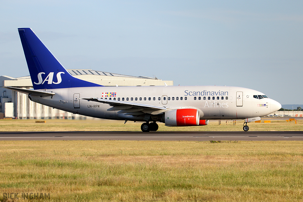 Boeing 737-600 - LN-RPW - Scandinavian Airlines