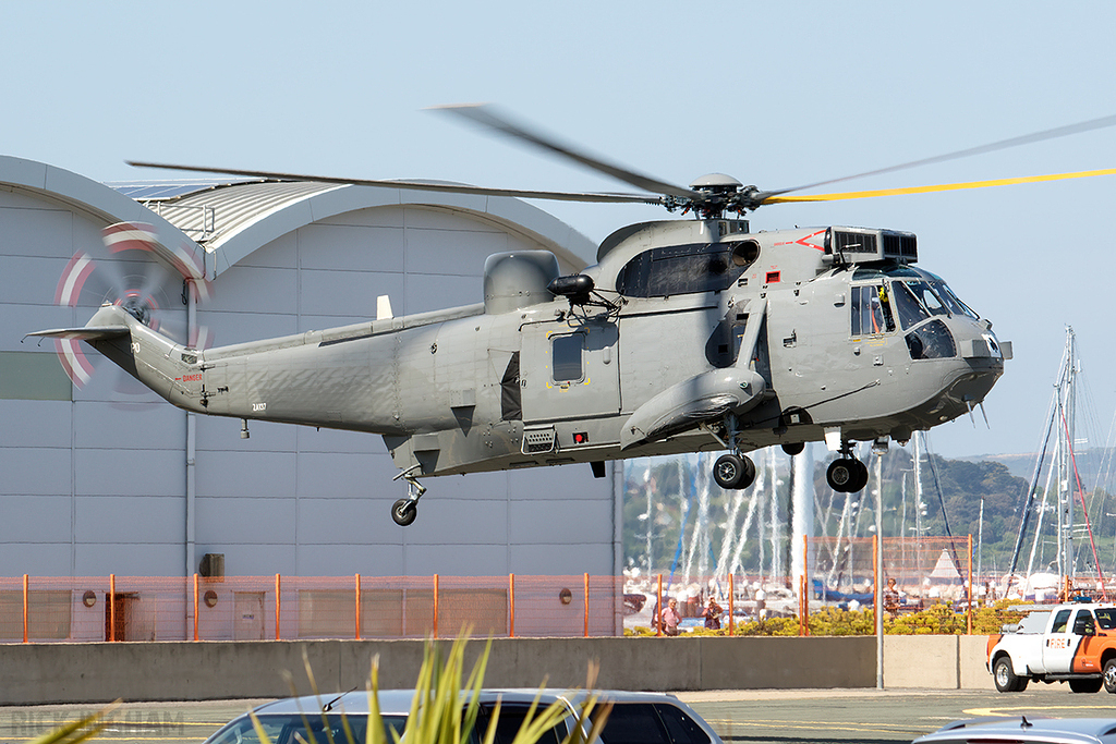 Westland Sea King HU5 - ZA137 - HeliOperations