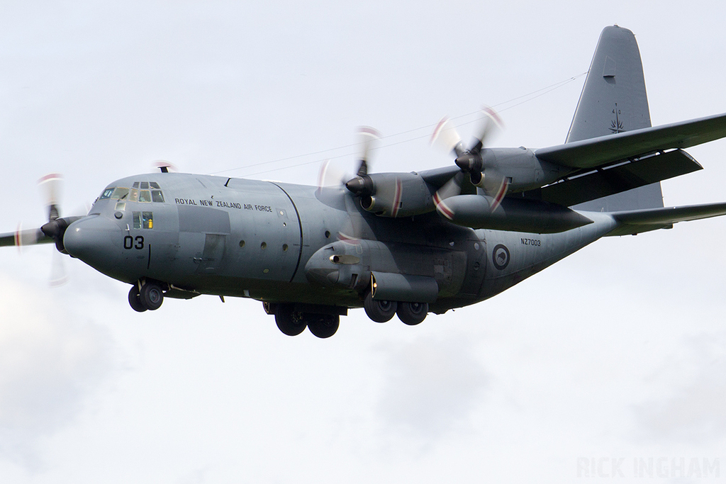 Lockheed C-130H Hercules - NZ7003 - New Zealand Air Force