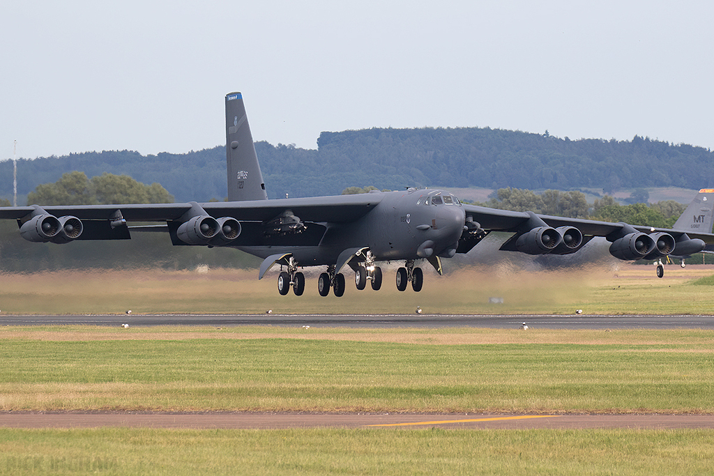 Boeing B-52H Stratofortress - 61-0020 - USAF
