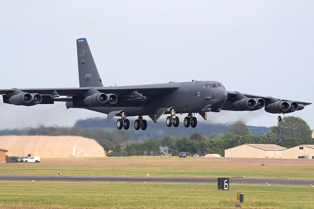 Boeing B-52H Stratofortress - 61-0020 - USAF
