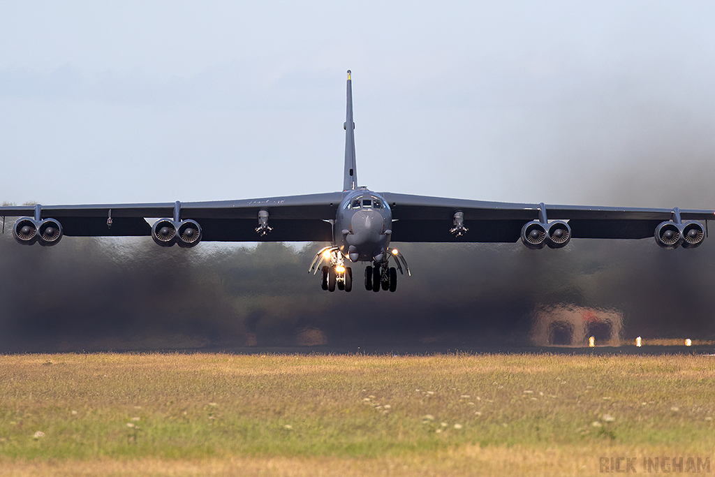 Boeing B-52H Stratofortress - 60-0037 - USAF