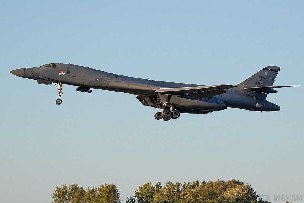 Rockwell B-1B Lancer - 86-0124 - USAF