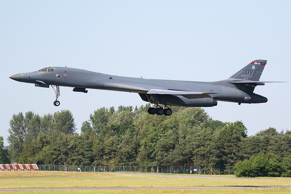 Rockwell B-1B Lancer - 86-0140 - USAF