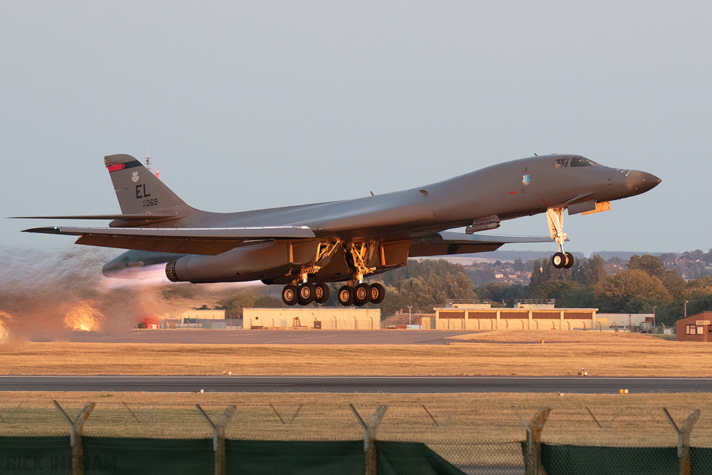 Rockwell B-1B Lancer - 85-0069 - USAF