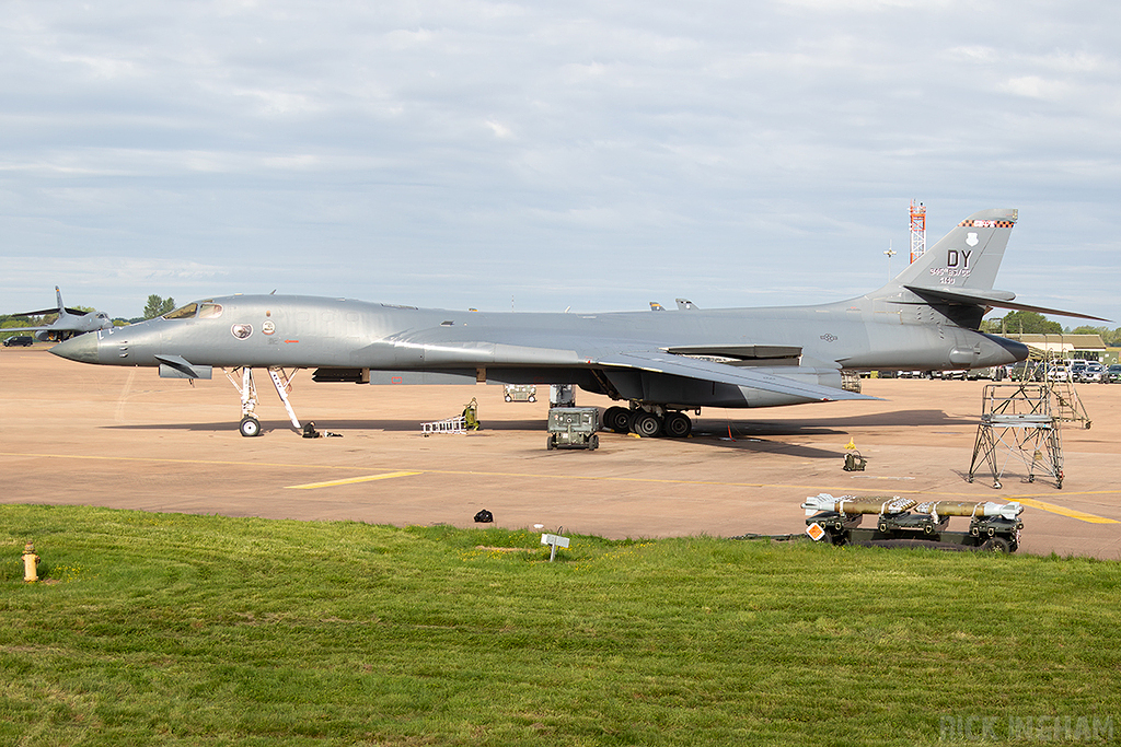 Rockwell B-1B Lancer - 86-0140 - USAF