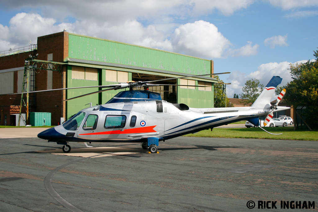 Agusta A109E Power - ZR324 - DHFS
