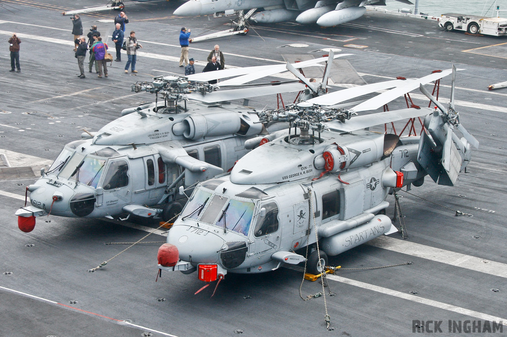Sikorsky MH-60R Seahawk - 166558 + Sikorsky MH-60S Knighthawk - 167841 - US Navy