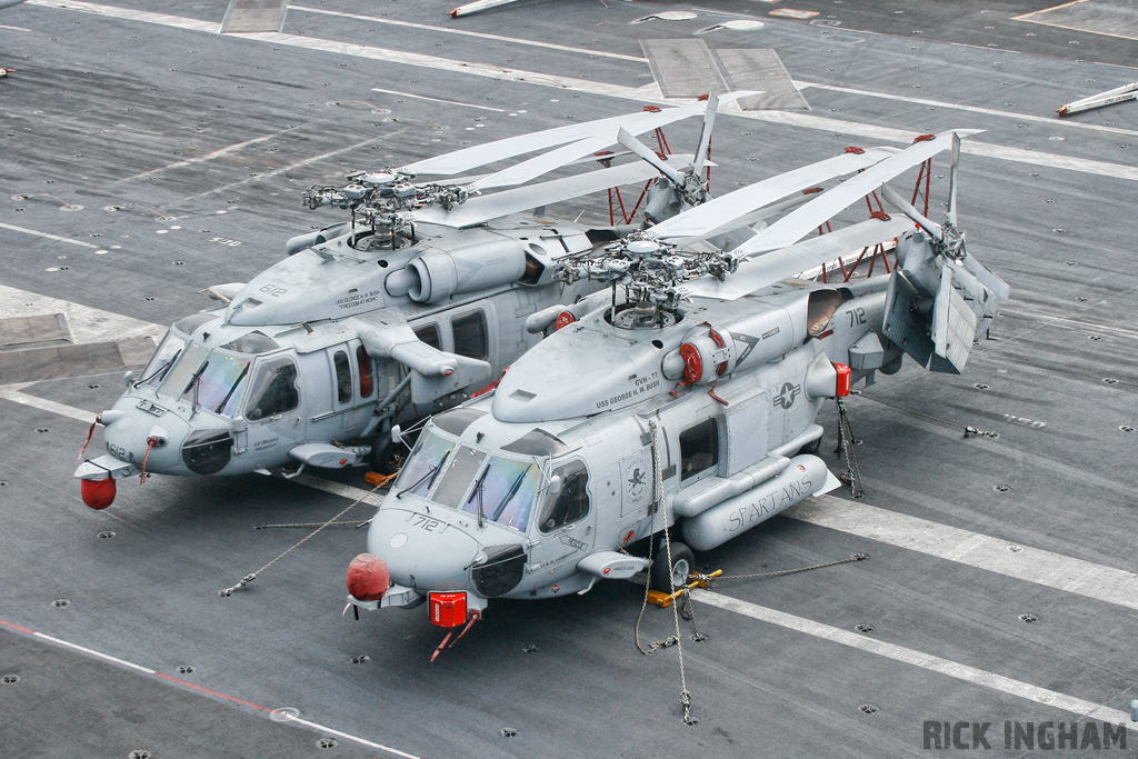 Sikorsky MH-60R Seahawk - 166558/712 + Sikorsky MH-60S Knighthawk - 167841/612 - US Navy