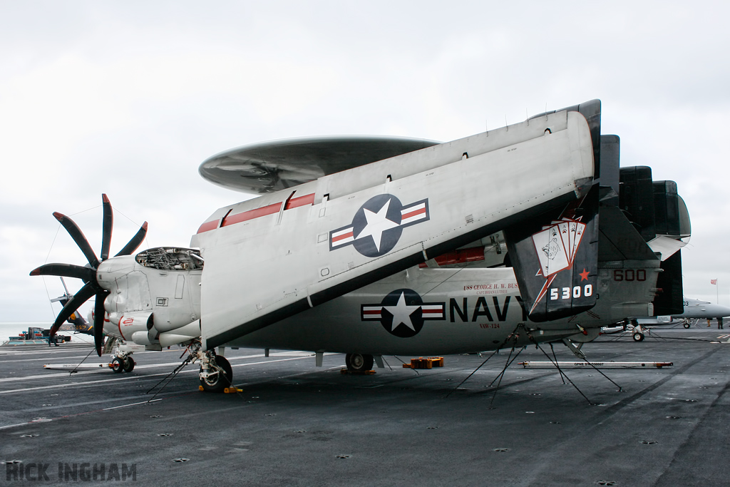 Grumman E-2C Hawkeye - 165300 - US Navy