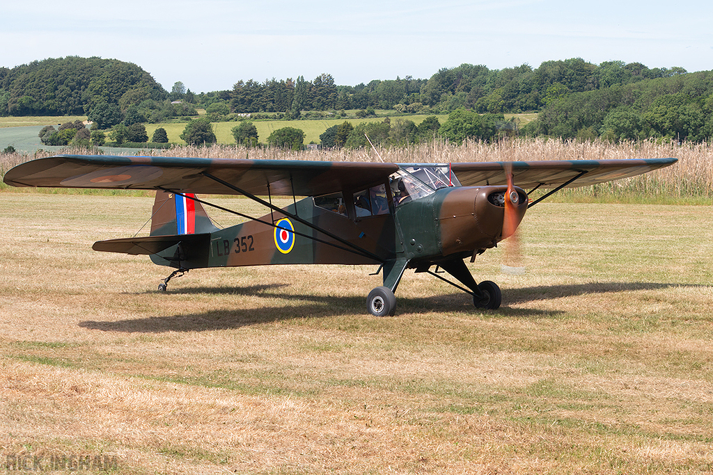 Taylorcraft Auster Mk1 - LB352 (G-AHCR) - RAF