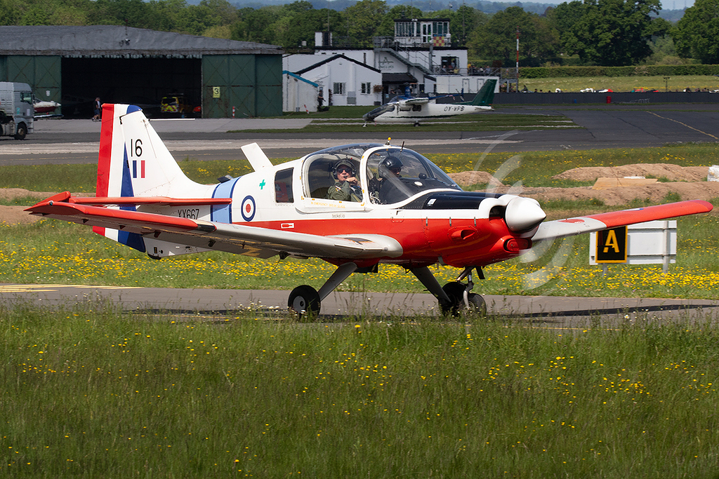 Scottish Aviation Bulldog T1 - XX667 / G-BZFN - RAF