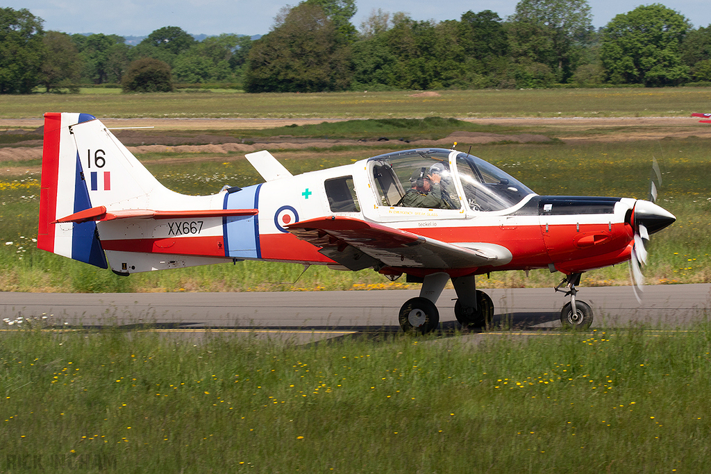 Scottish Aviation Bulldog T1 - XX667 / G-BZFN - RAF