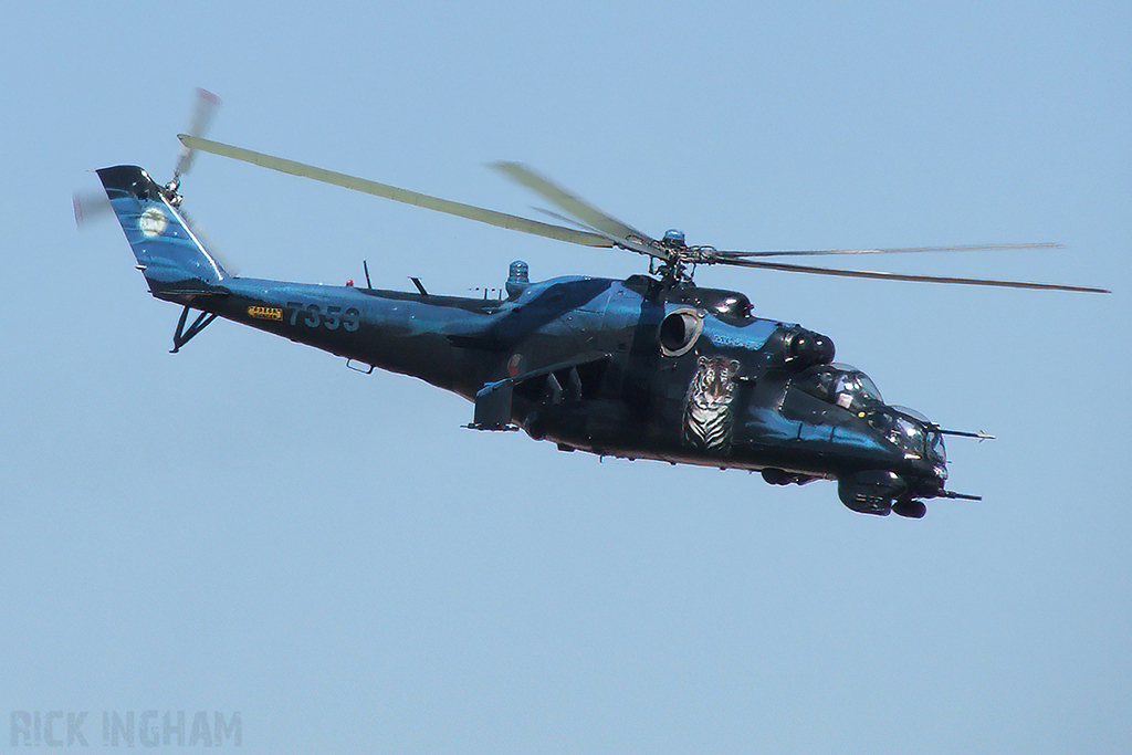 Mil Mi-24V Hind - 7353 - Czech Air Force