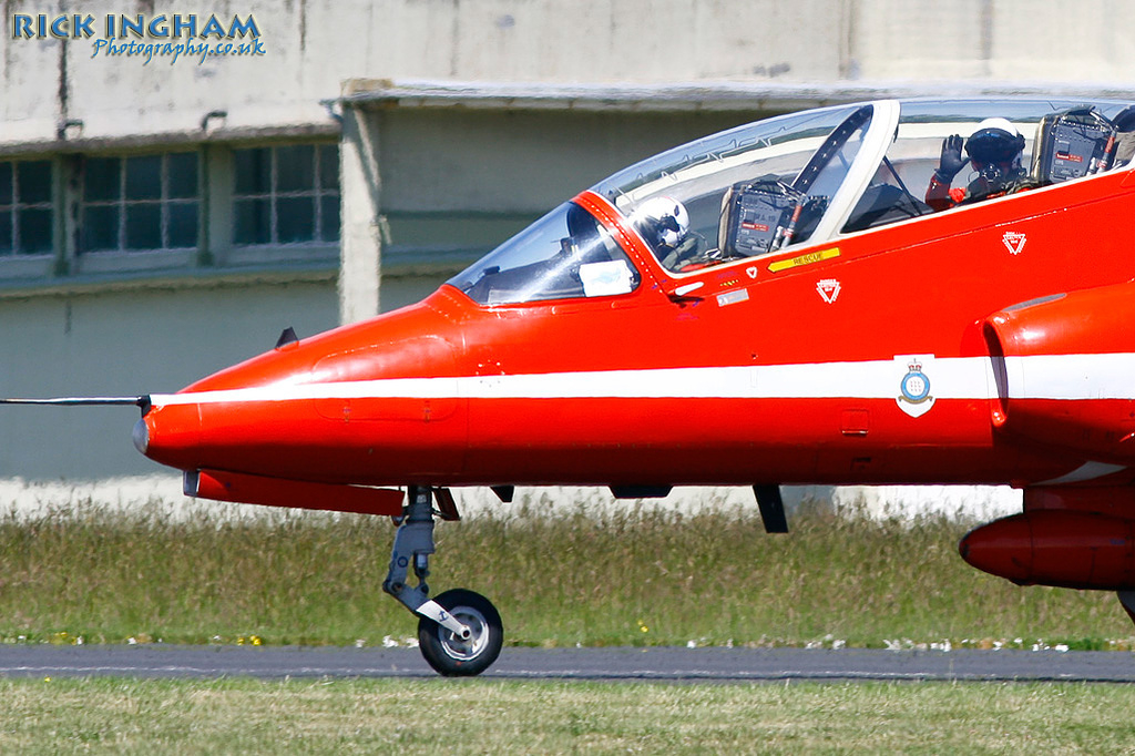 British Aerospace Hawk T1 - XX266 - RAF | The Red Arrows