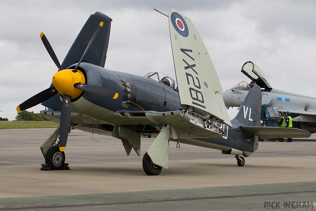 Hawker Sea Fury T20 - VX281 - Royal Navy