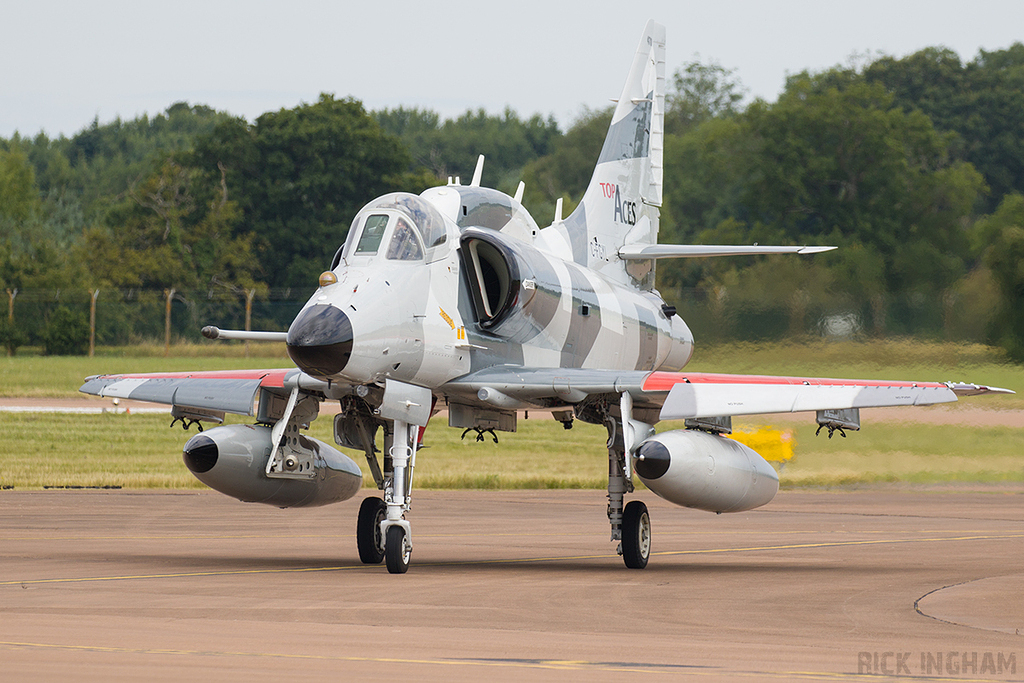 McDonnell Douglas A-4 Skyhawk - C-FGYL - Top Aces