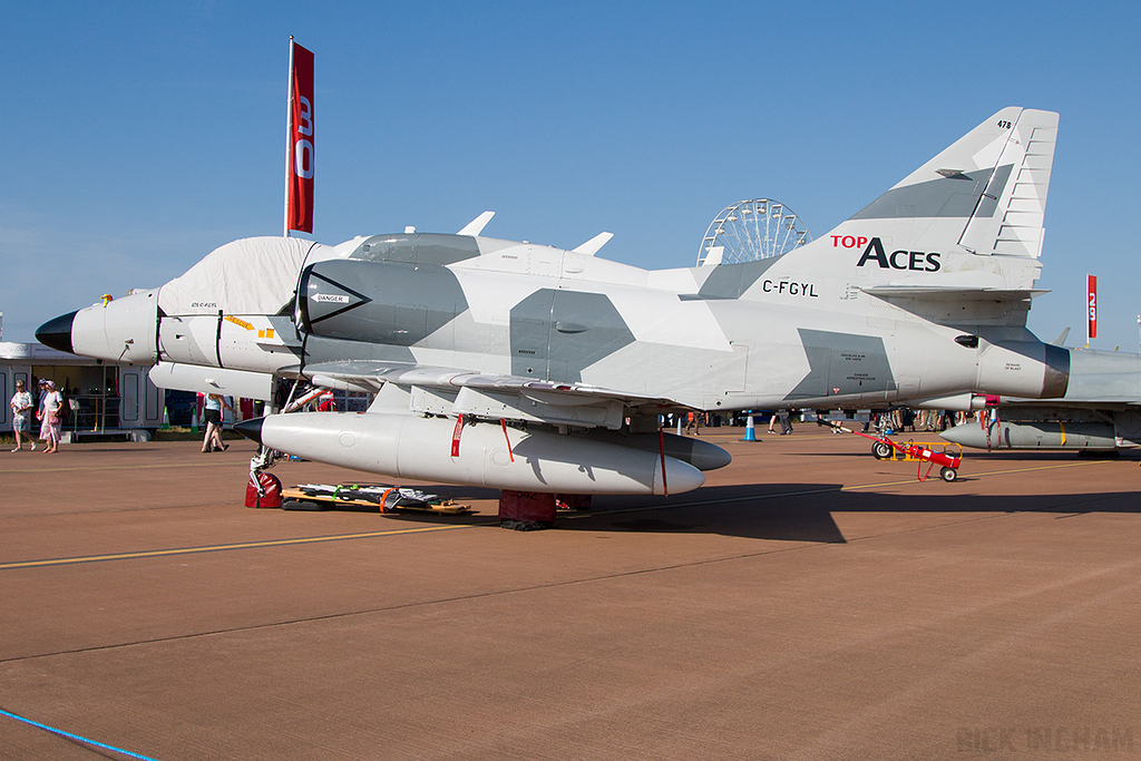 McDonnell Douglas A-4 Skyhawk - C-FGYL - Top Aces
