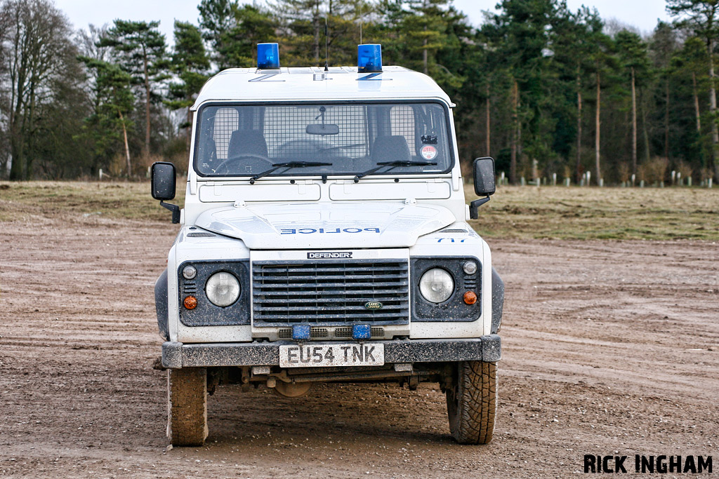 Land Rover Defender - MoD Police