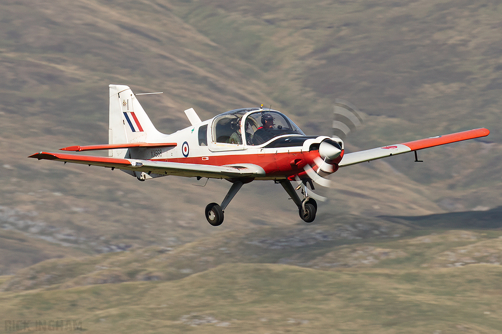 Scottish Aviation Bulldog T1 - XX668 / G-CBAN - RAF