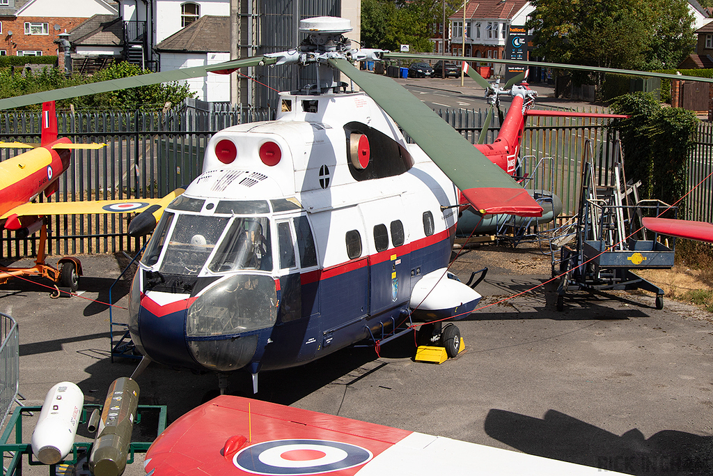 Westland Puma HC1 - XW241 - Royal Aircraft Establishment (RAE)