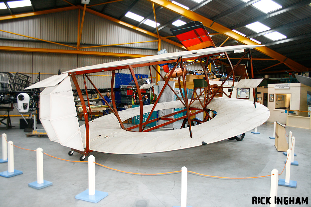 Lee Richard's Annular Biplane Replica