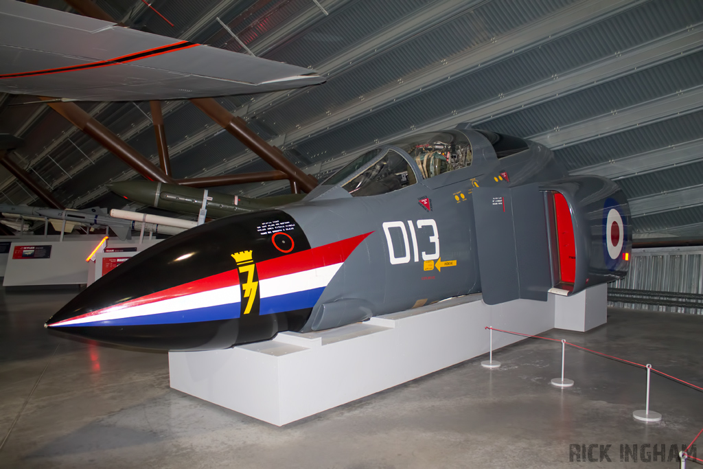 McDonnell Douglas F-4K Phantom FGR1 - XV591 - RAF