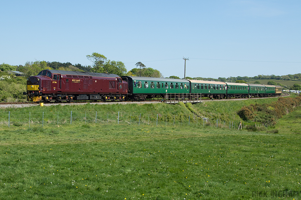 Class 37 - 37706 - WCRC