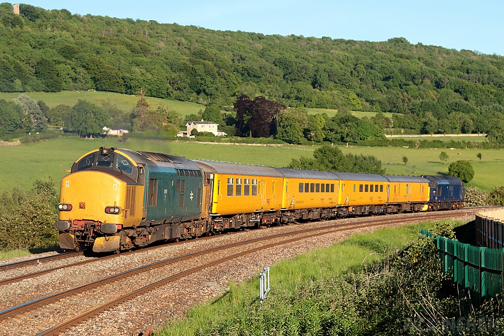 Class 37 - 37610 - Colas Rail