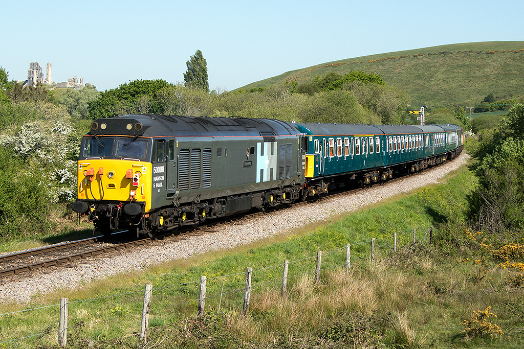 Class 50 - 50008 - Hanson & Hall